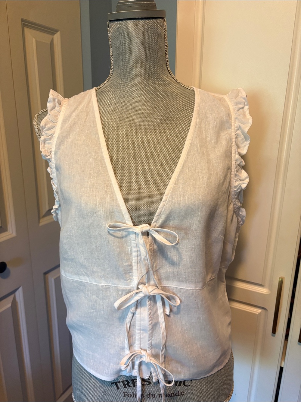JOIE White 100% Linen Top Tie Vest Resort Beach EUC Size Large